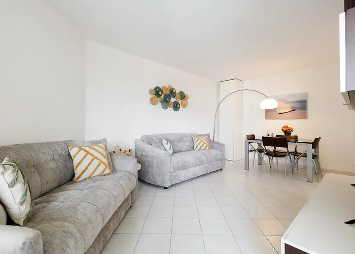 Διαμέρισμα Grand 2 Pieces Climatise Dans De Standing Avec Vue Piscine Au Bord De La *